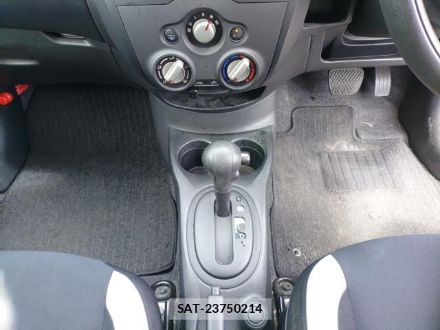 Nissan NOTE 2019-07 8328326-11
