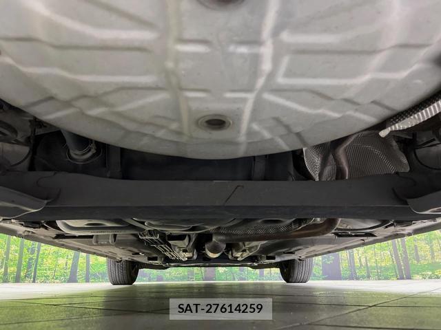 Nissan NOTE 2014-02 8328531-18