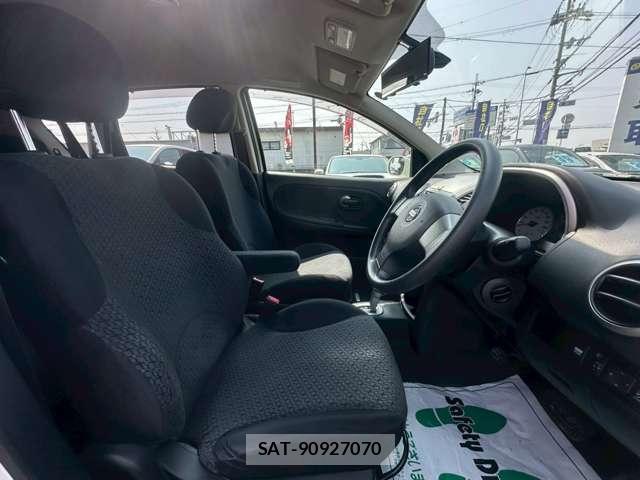 Nissan NOTE 2011-09 8328745-5
