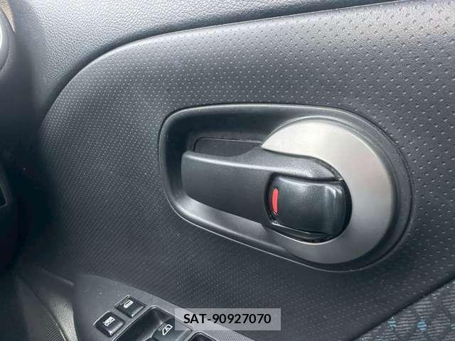 Nissan NOTE 2011-09 8328745-9