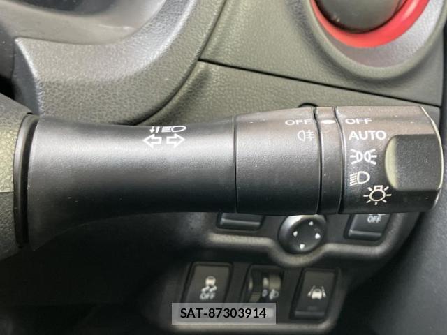 Nissan NOTE 2017-07 8329017-15
