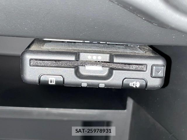 Nissan NOTE 2019-08 8329164-5