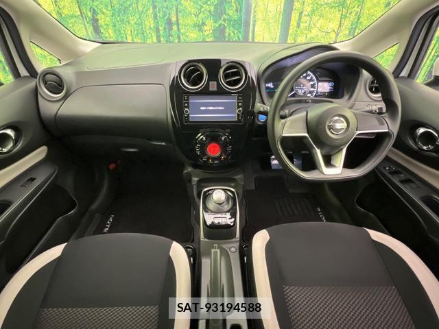 Nissan NOTE 2017-11 8329165-1