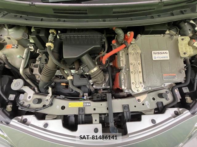 Nissan NOTE 2017-04 8329173-17