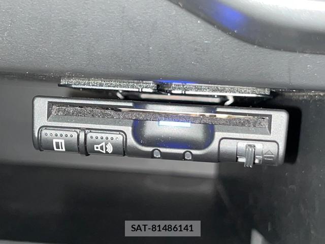 Nissan NOTE 2017-04 8329173-6