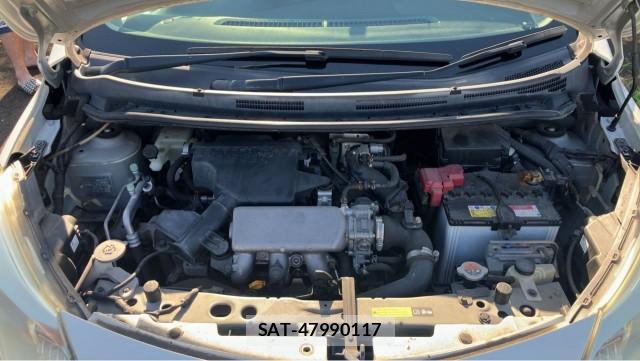 Nissan NOTE 2013-10 8329234-7
