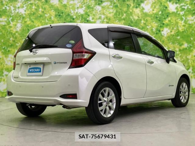 Nissan NOTE 2019-08 8329384-2