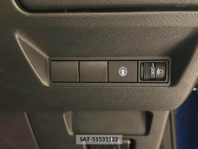 Nissan NOTE 2021-06 8329564-9