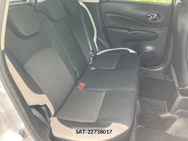 Nissan NOTE 2018-03 8329854-4