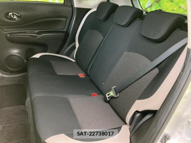 Nissan NOTE 2018-03 8329854-6