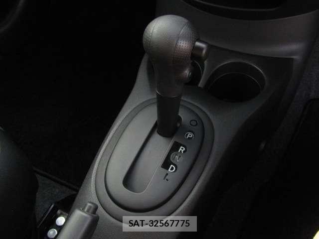 Nissan NOTE 2020-06 8329933-11