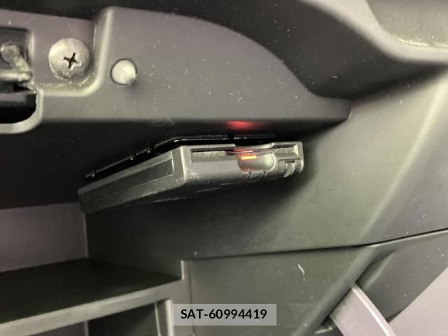 Nissan NOTE 2017-07 8330004-17