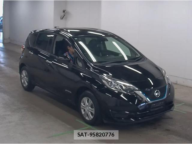 Nissan NOTE 2017-03 8330147-0