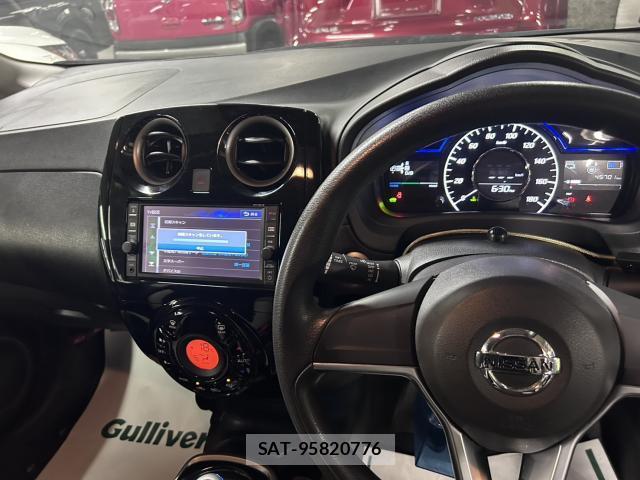 Nissan NOTE 2017-03 8330147-11