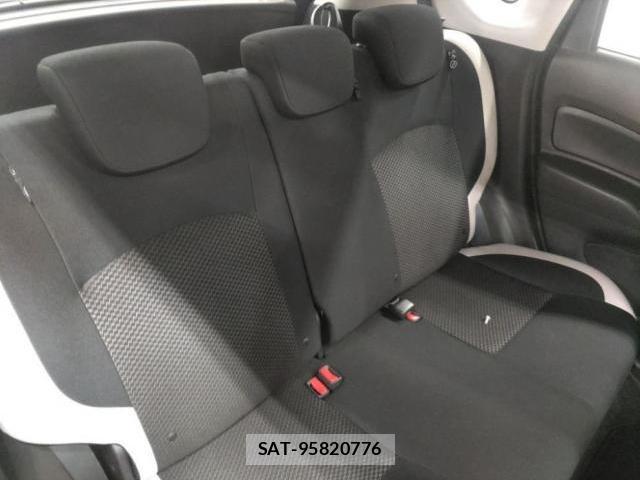 Nissan NOTE 2017-03 8330147-5