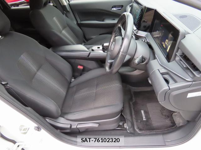 Nissan NOTE 2022-02 8330352-12