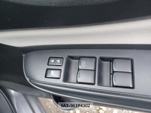 Nissan NOTE 2019-07 8330385-13