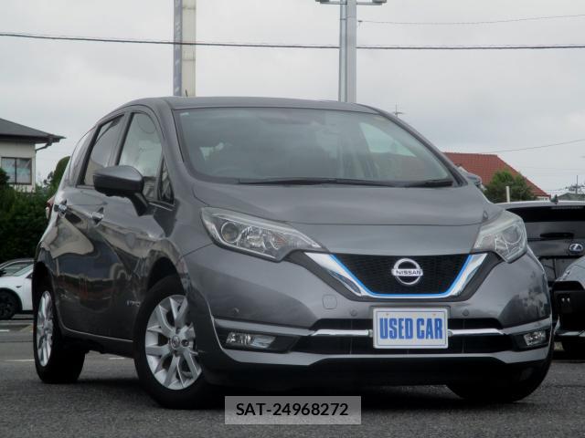 Nissan NOTE 2017-11 8330391-10