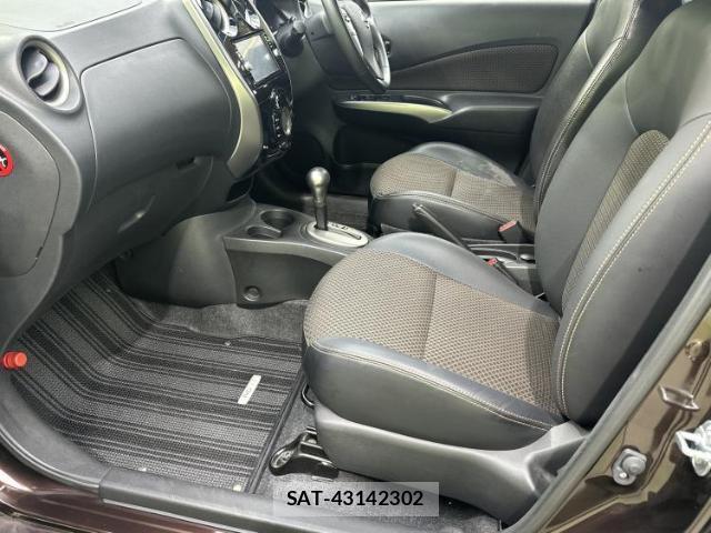 Nissan NOTE 2015-10 8330396-5