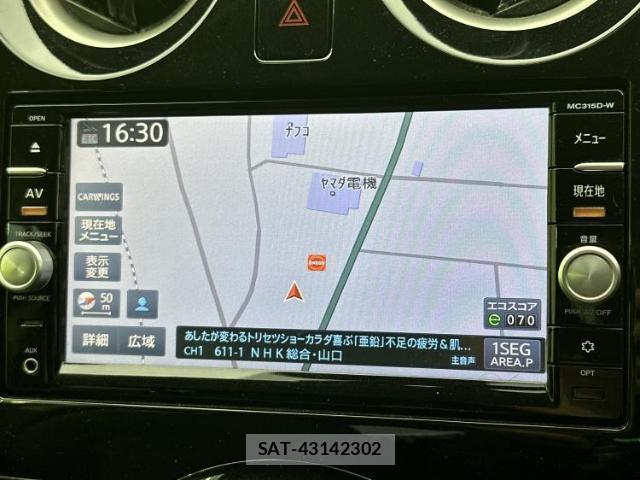 Nissan NOTE 2015-10 8330396-9