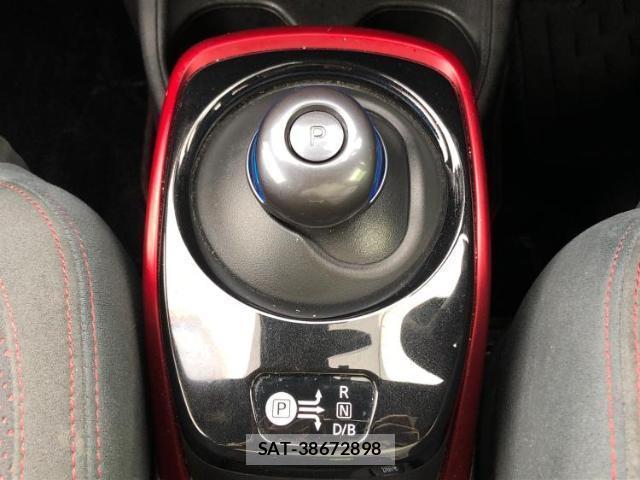 Nissan NOTE 2020-07 8330410-17
