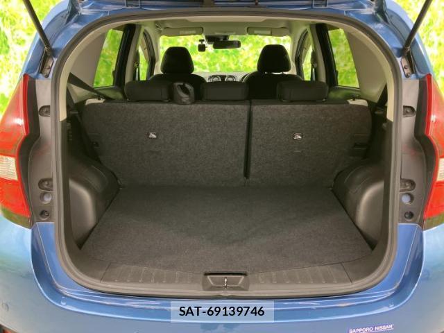 Nissan NOTE 2019-06 8330581-7