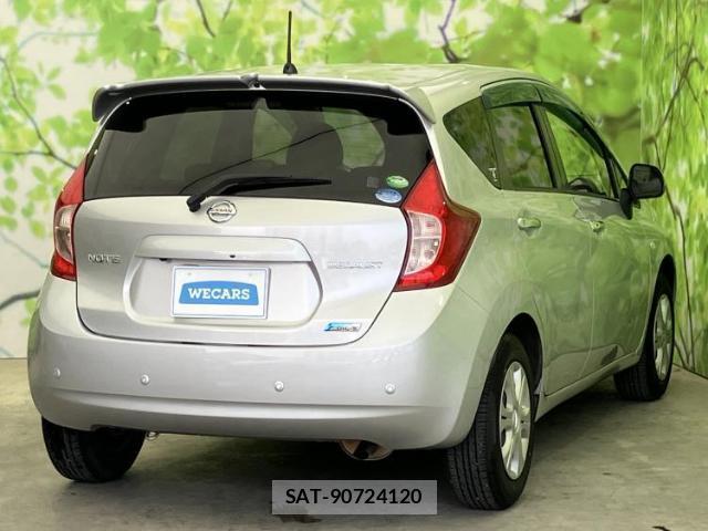 Nissan NOTE 2014-02 8330614-2