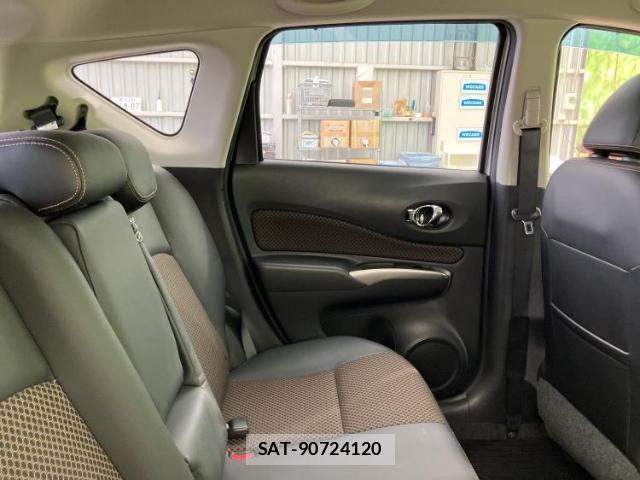 Nissan NOTE 2014-02 8330614-4