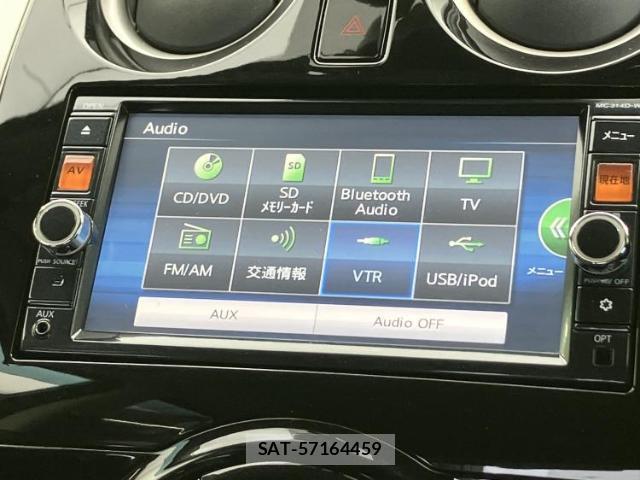 Nissan NOTE 2015-06 8330629-10