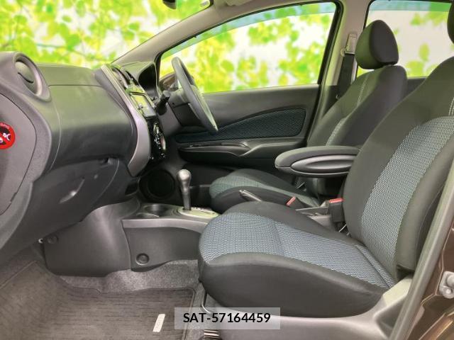 Nissan NOTE 2015-06 8330629-5
