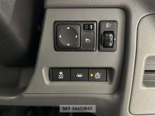 Nissan VANETTE VAN 2021-02 8330194-3