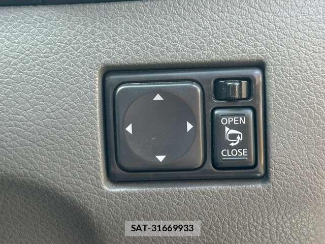 Nissan NV350 Caravan 2012-12 8328742-12