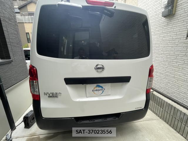 Nissan NV350 Caravan 2019-03 8329777-2