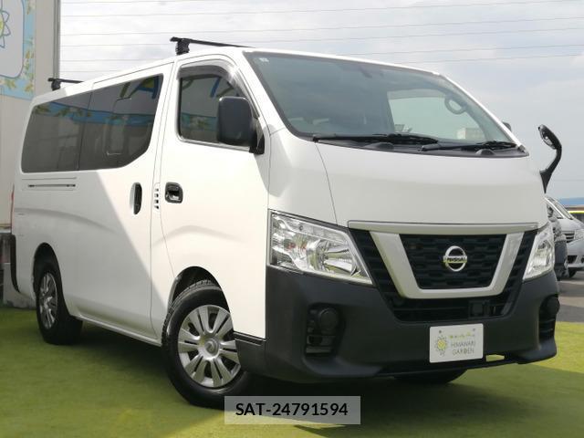 Nissan NV350 Caravan 2021-02 8330314-2