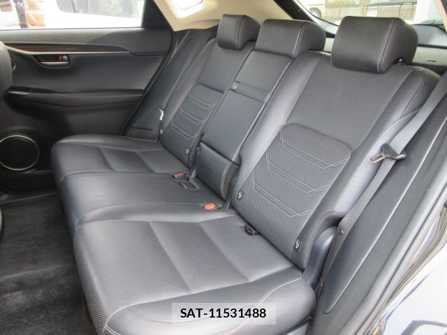 Lexus NX 2015-10 8328061-3