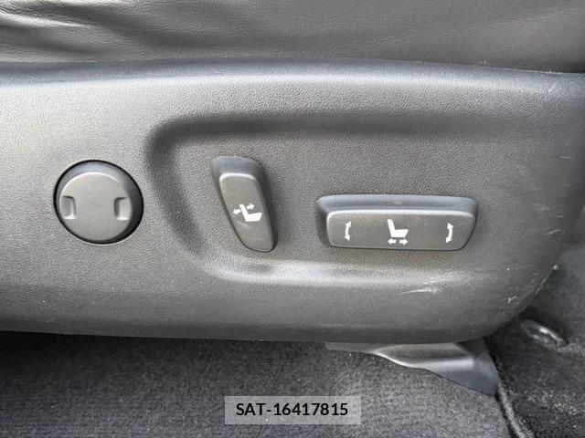 Lexus NX 2015-10 8328923-11