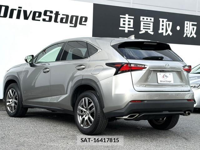Lexus NX 2015-10 8328923-13