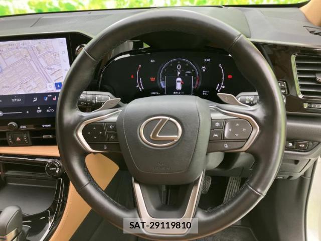 Lexus NX 2023-03 8329120-15