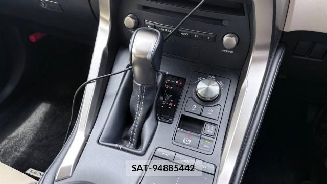 Lexus NX 2019-01 8329332-10