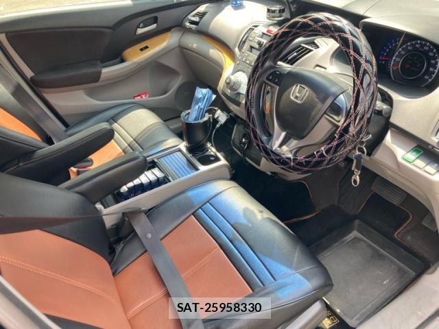 Honda ODYSSEY 2008-12 8327972-11