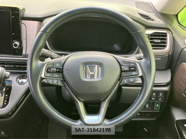 Honda ODYSSEY 2021-05 8328857-14