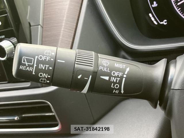 Honda ODYSSEY 2021-05 8328857-16