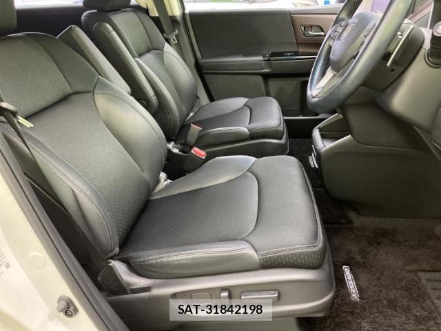 Honda ODYSSEY 2021-05 8328857-4