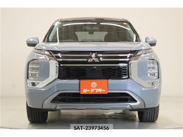 Mitsubishi OUTLANDER PHEV 2025-07 8327940-5