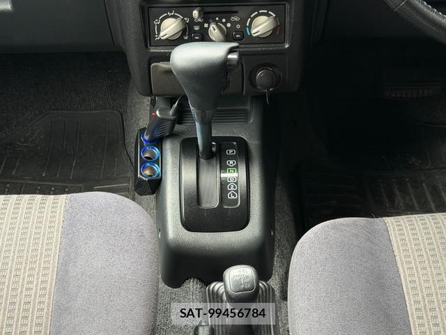 Mitsubishi PAJERO MINI 2005-11 8329984-9