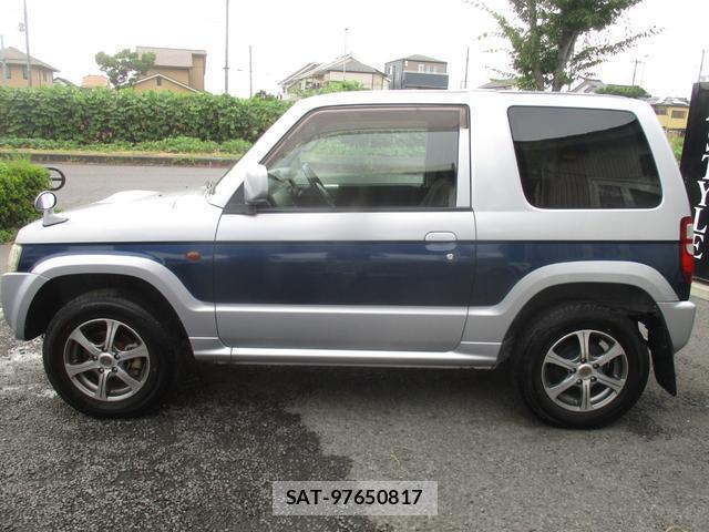 Mitsubishi PAJERO MINI 2009-01 8330244-1