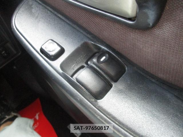 Mitsubishi PAJERO MINI 2009-01 8330244-5