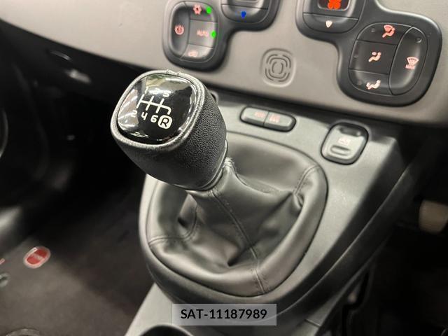 Fiat PANDA 2022-02 8329905-15