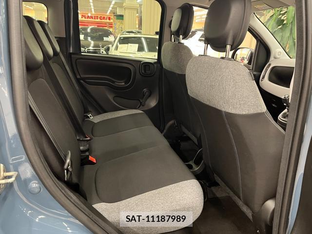 Fiat PANDA 2022-02 8329905-4