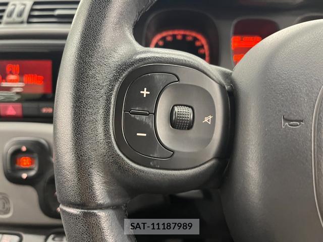 Fiat PANDA 2022-02 8329905-9